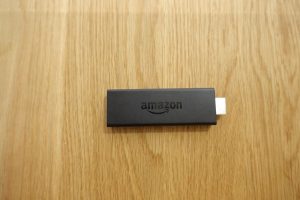 AmazonのfireTV Stickの初期設定と使い方を世界一分かりやすく解説します。